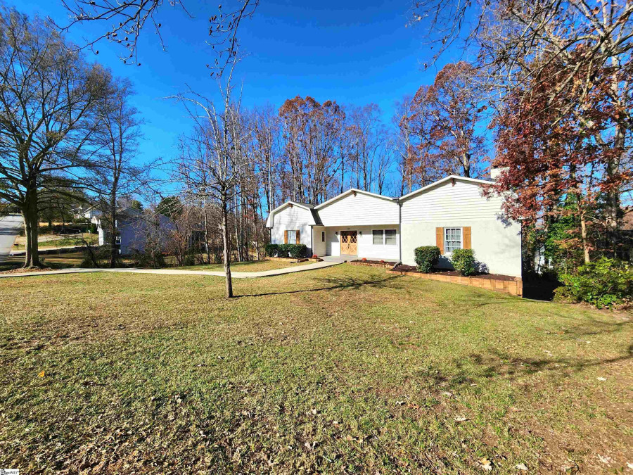 118 Colony  Travelers Rest, SC 29690