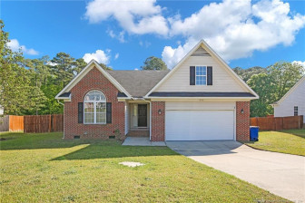 306 Somerset Dr Raeford, NC 28376