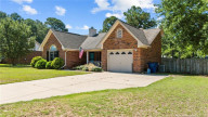 119 Stonesthrow Ln Raeford, NC 28376