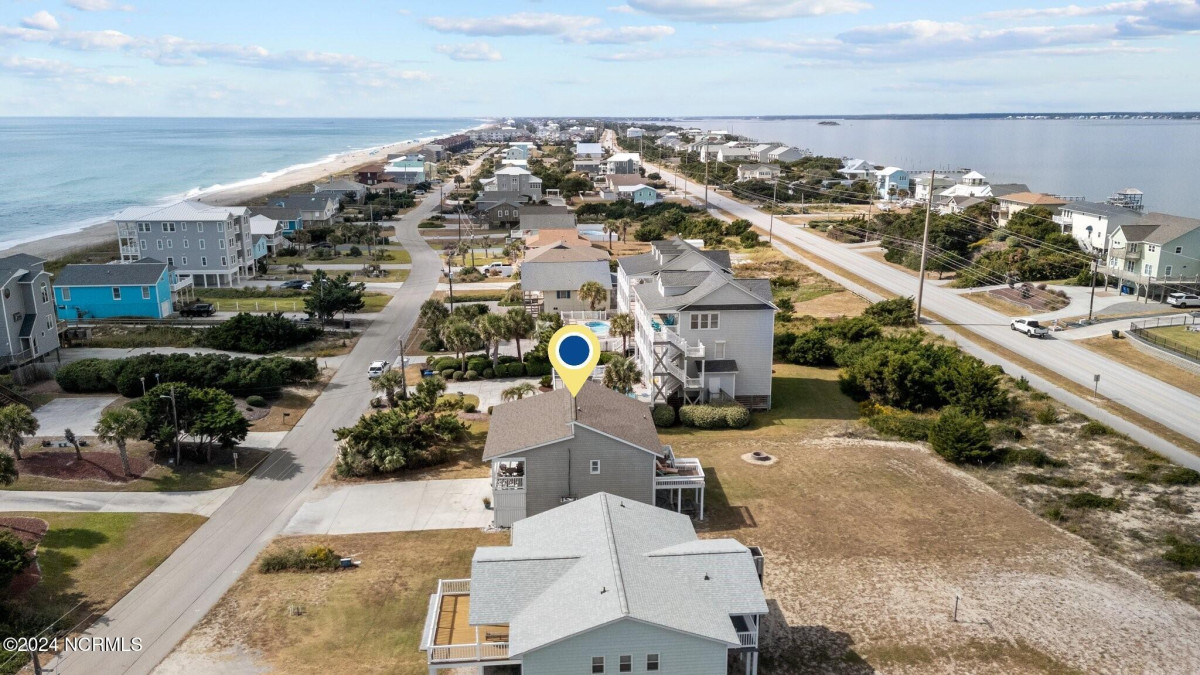 2110 Ocean Dr Emerald Isle, NC 28594