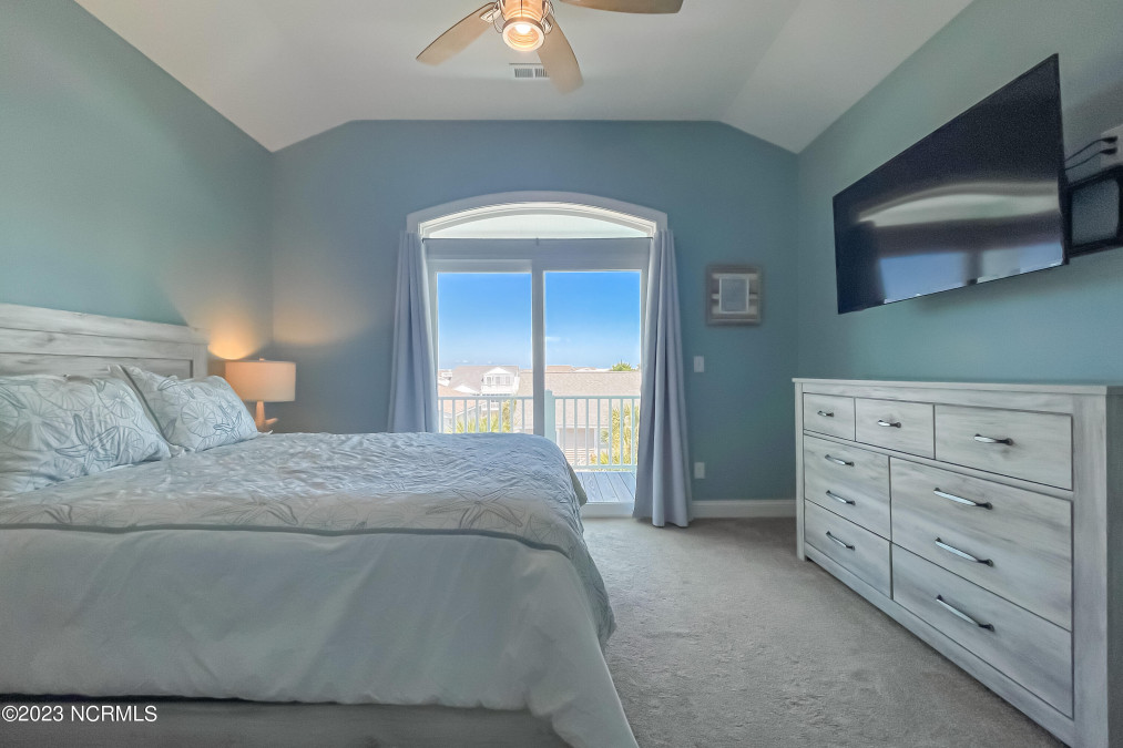 407 Sunset Blvd Sunset Beach, NC 28468