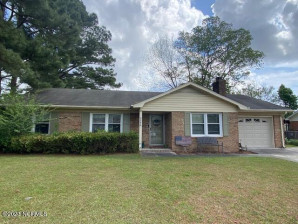 104 Greenbriar Dr, Jacksonville, NC 28546 - MLS #100378123