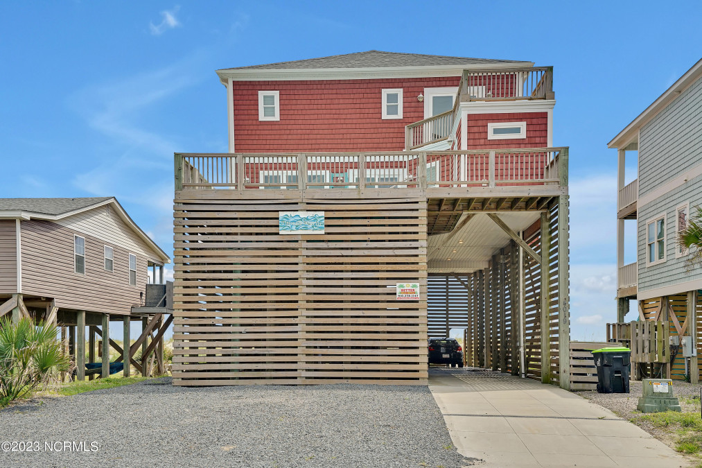 4019 Beach Dr Oak Island, NC 28465