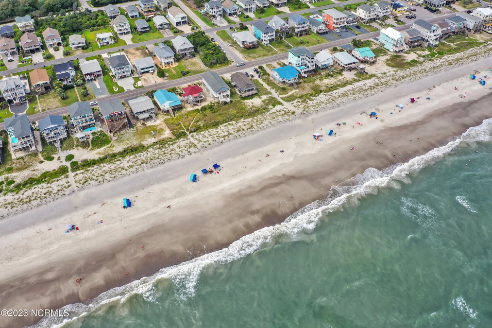 4019 Beach Dr Oak Island, NC 28465