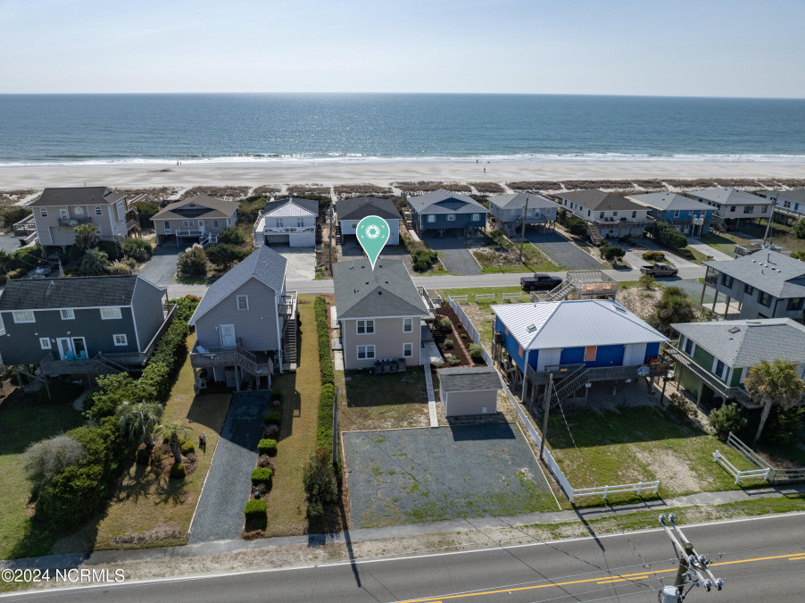 1008 Ocean Blvd Topsail Beach, NC 28445