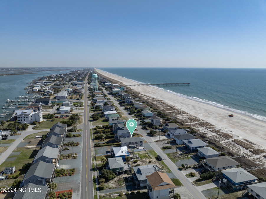 1008 Ocean Blvd Topsail Beach, NC 28445