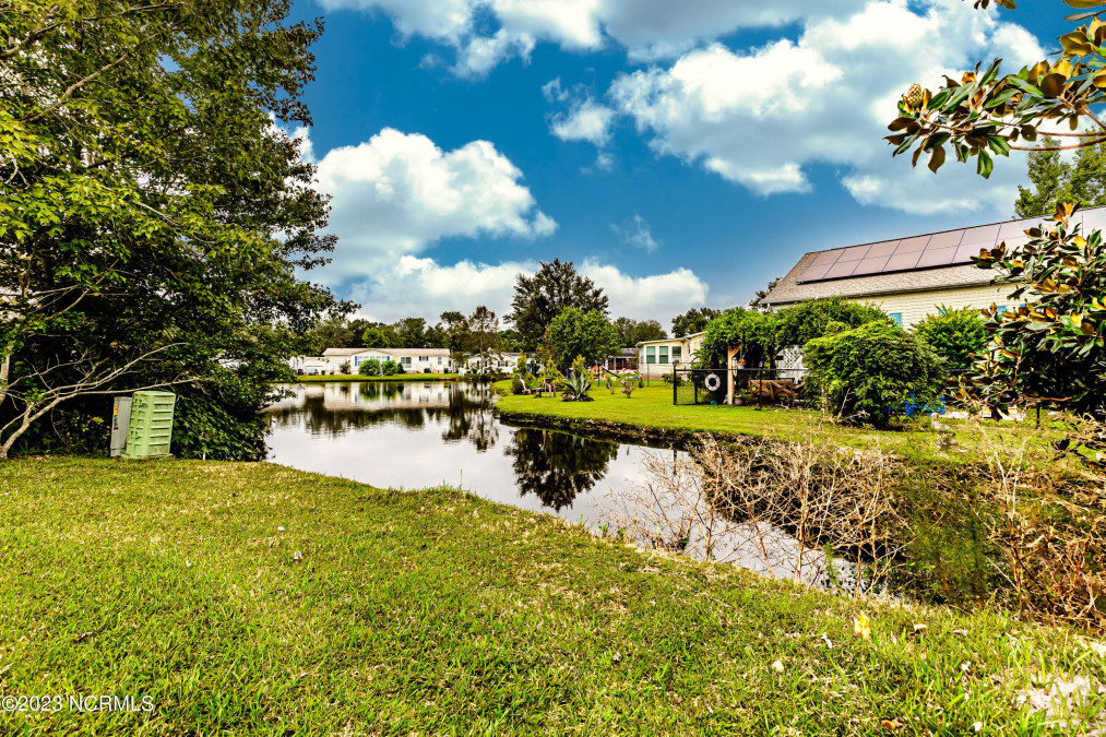 1092 Nautical Ln Carolina Shores, NC 28467