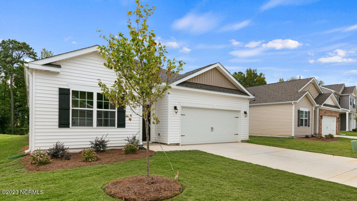 190 David Hill Dr Sanford, NC 27330