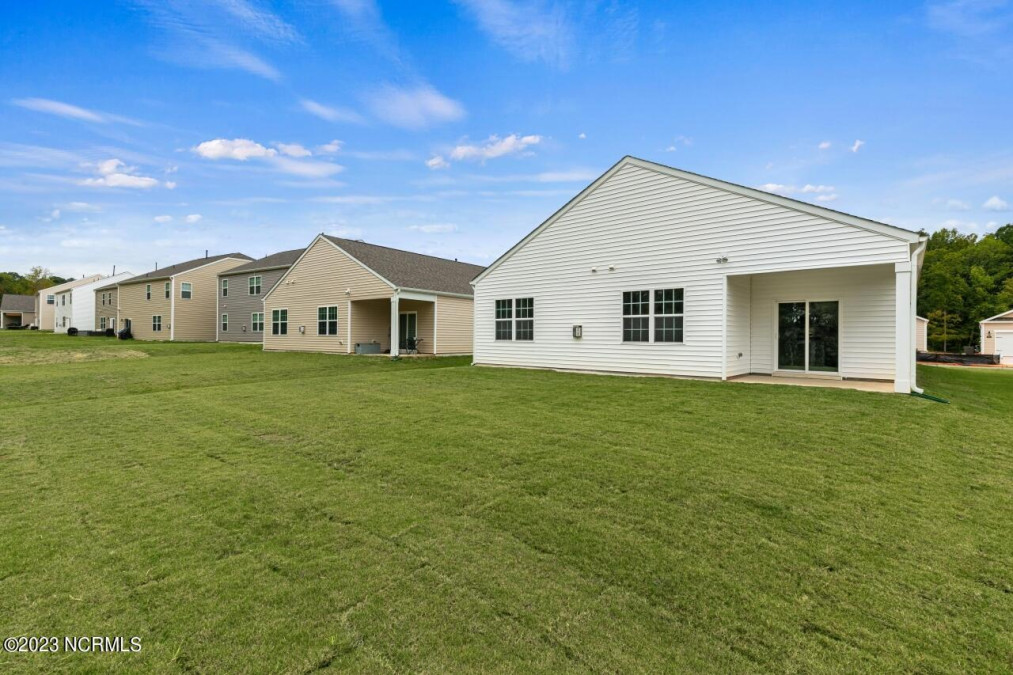 190 David Hill Dr Sanford, NC 27330