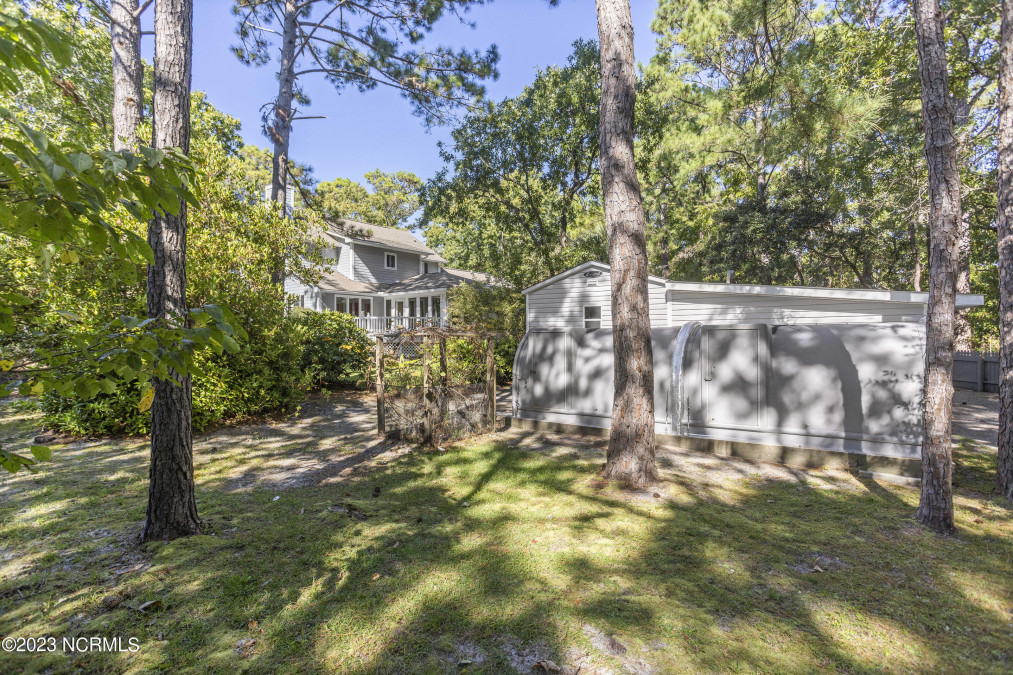 1008 Captain Adkins Dr Southport, NC 28461