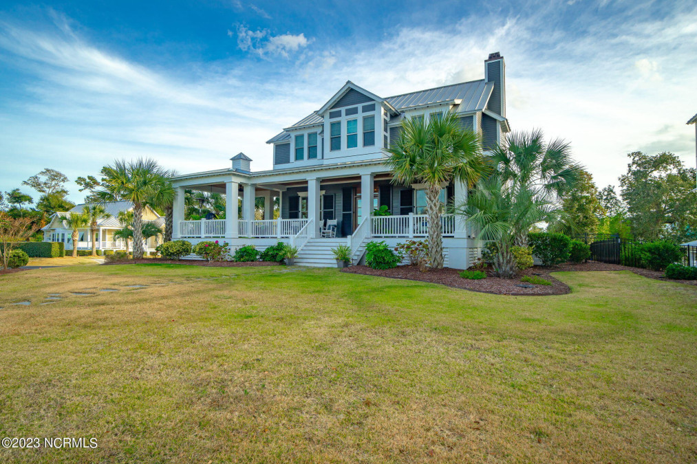 409 Sunrise Ct Emerald Isle, NC 28594