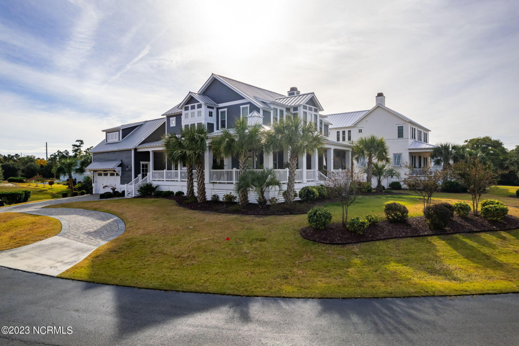 409 Sunrise Ct Emerald Isle, NC 28594