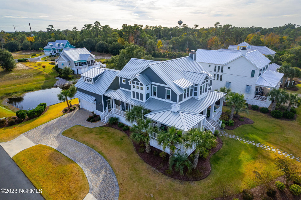 409 Sunrise Ct Emerald Isle, NC 28594