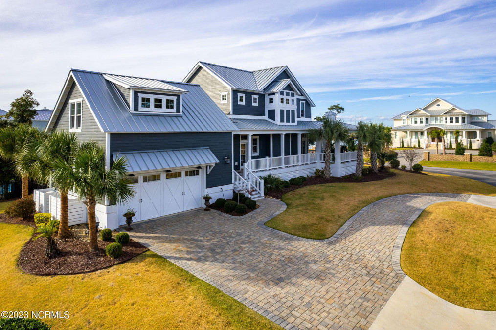 409 Sunrise Ct Emerald Isle, NC 28594