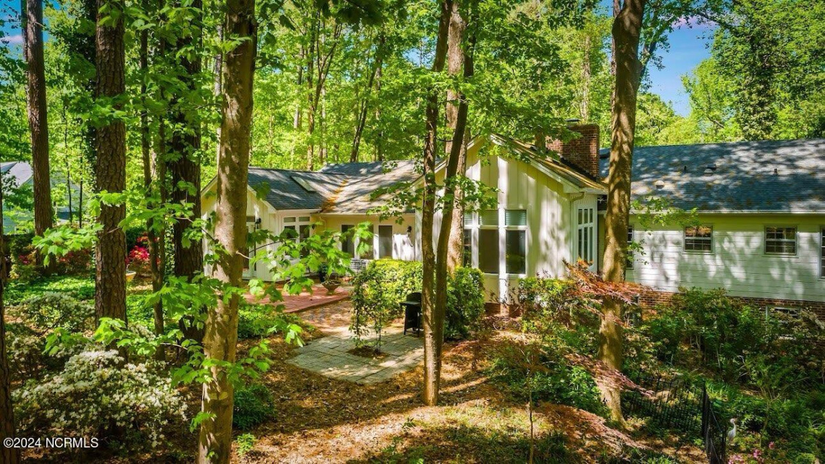 120 Fern Forest Dr Raleigh, NC 27603