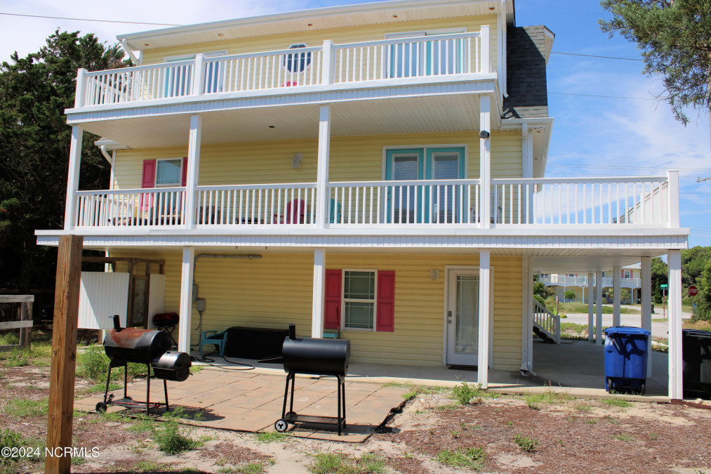 107 William St Emerald Isle, NC 28594