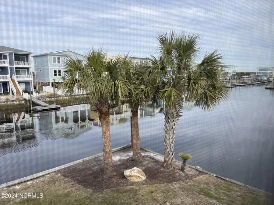 401 Dolphin St Sunset Beach, NC 28468