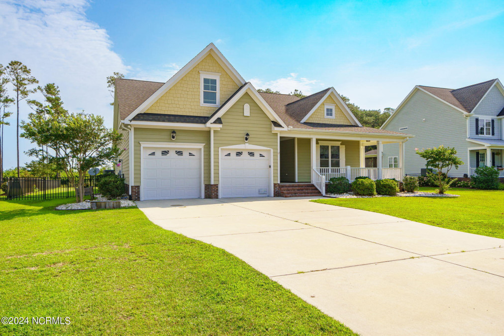 1108 Blair Farm Pw Morehead City, NC 28557