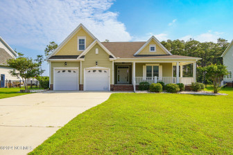 1108 Blair Farm Pw Morehead City, NC 28557