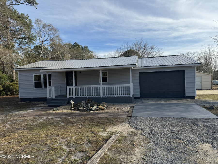 2807 Boones Neck Rd Supply, NC 28462