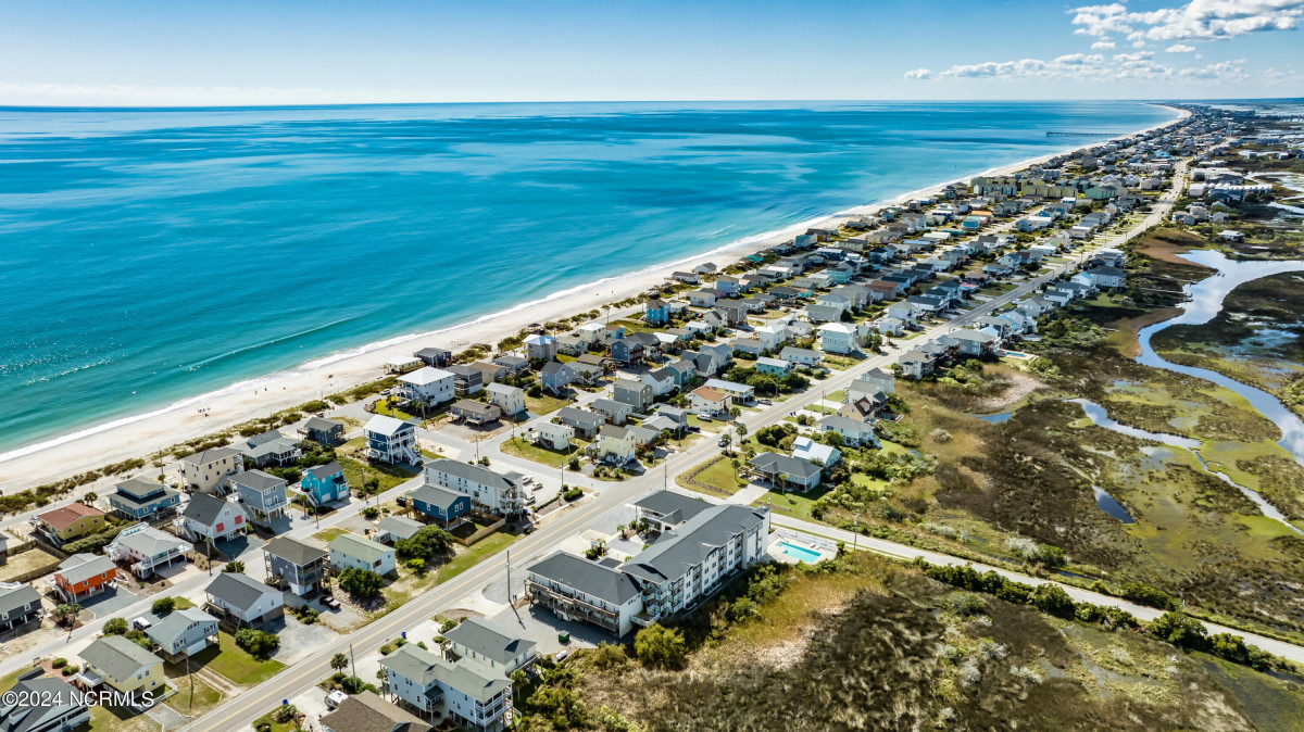 1505 New River Dr Surf City, NC 28445