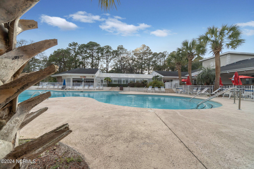 420 Lake Shore Dr Sunset Beach, NC 28468