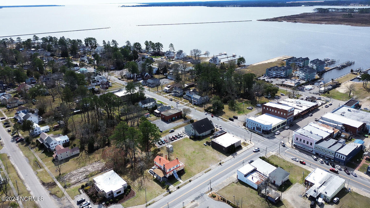 358 Pamlico St Belhaven, NC 27810