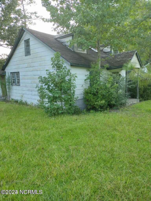 401 James St, Vass, NC 28394 MLS 100430843