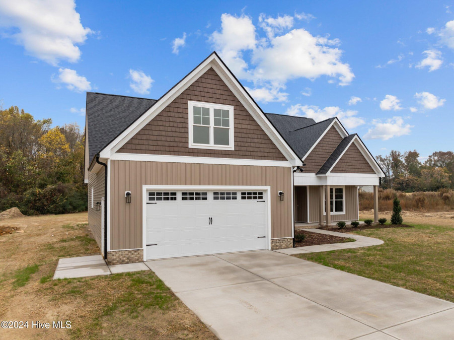 5062 Willows Edge Dr Sims, NC 27880