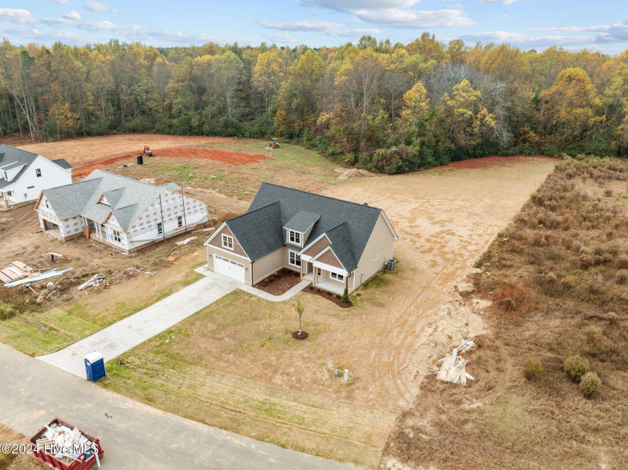 5062 Willows Edge Dr Sims, NC 27880