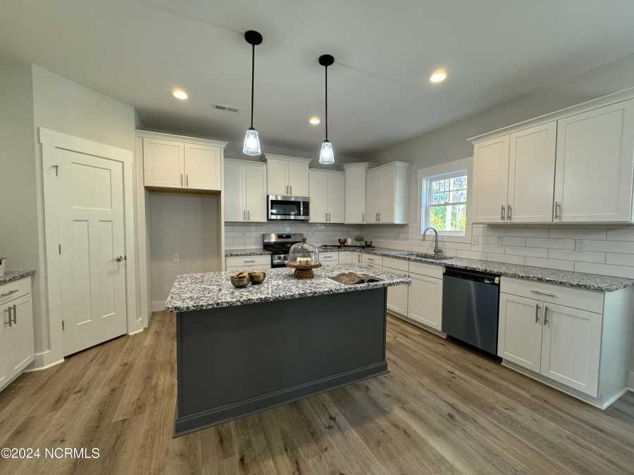 161 Rough Ridge Trl Aberdeen, NC 28315