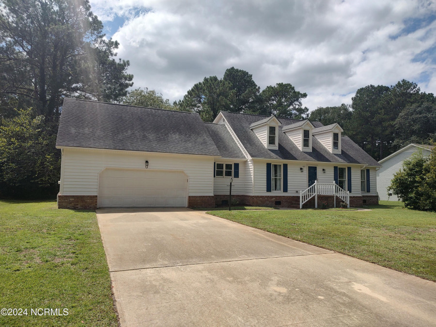 607 Plantation Dr New Bern, NC 28562