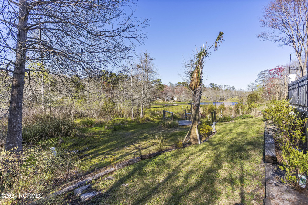 522 Medcalf Dr Sunset Beach, NC 28468