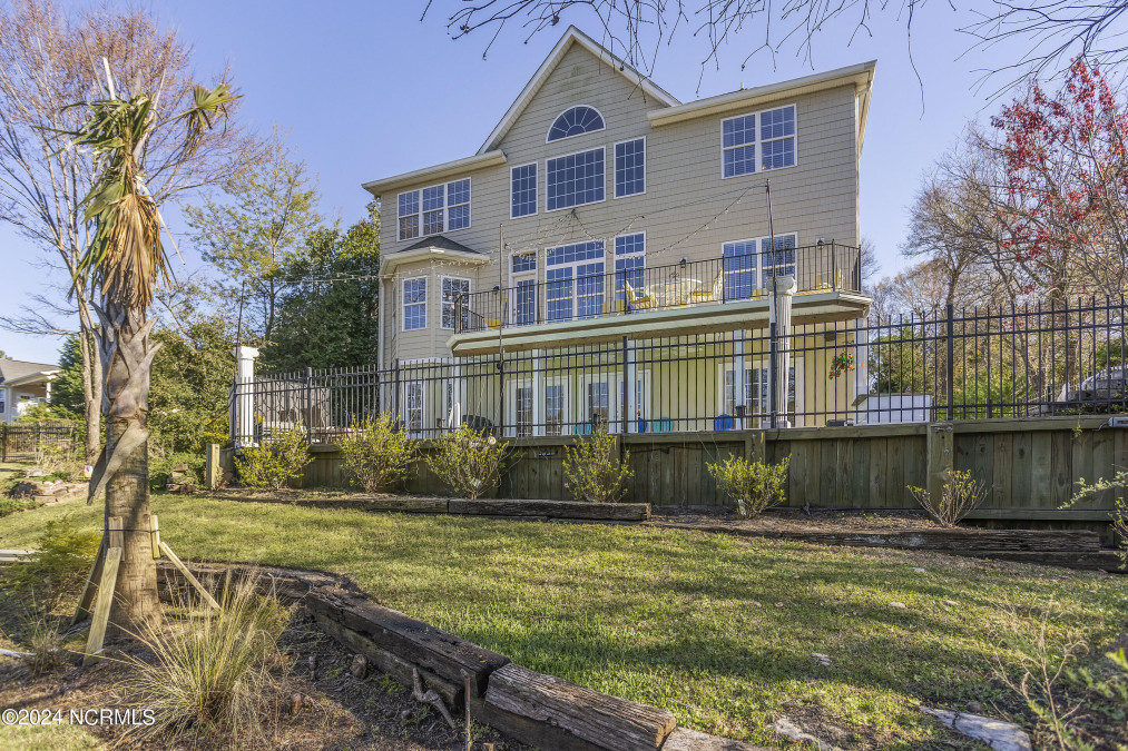 522 Medcalf Dr Sunset Beach, NC 28468