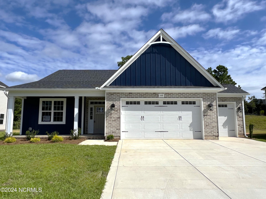 668 Cresswell Moor Way Fayetteville, NC 28311