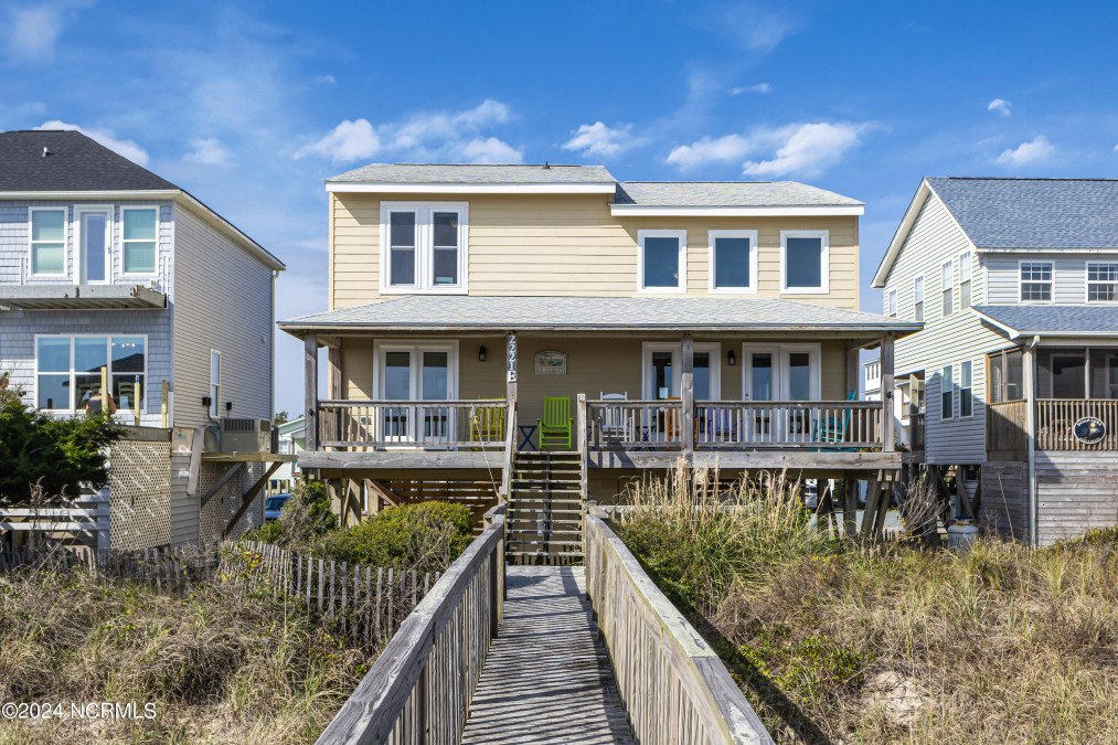 2221 Beach Dr Oak Island, NC 28465