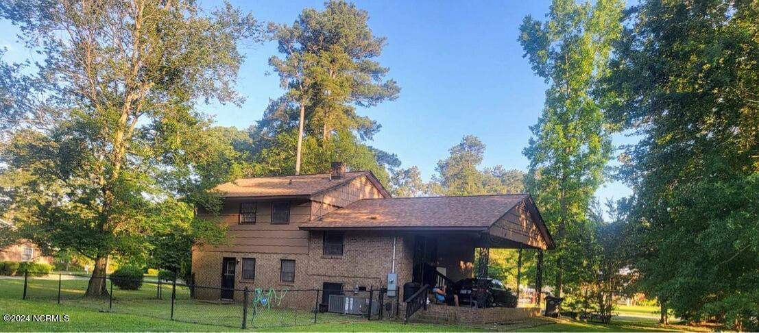 547 Forest Rd Lumberton, NC 28358