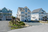 31 Porpoise Pl North Topsail Beach, NC 28460