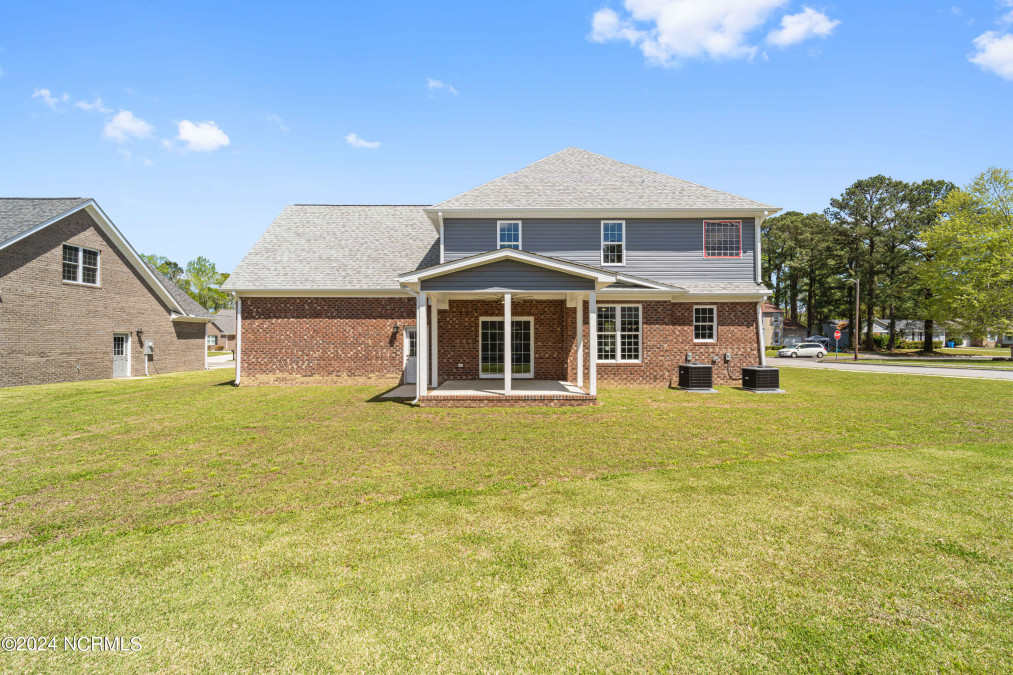 401 King Richard Ct Jacksonville, NC 28546