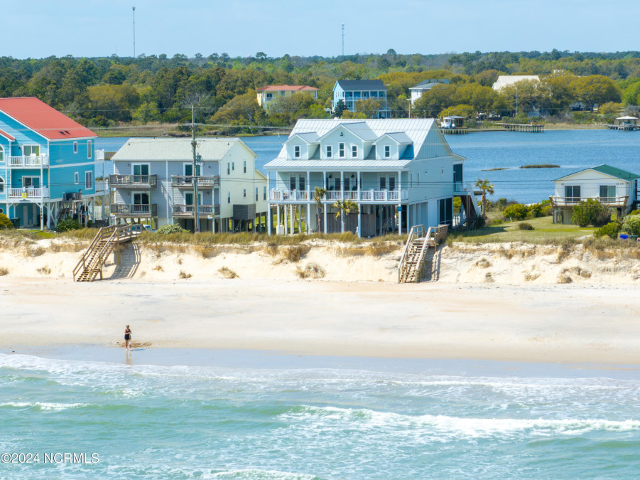 1753 New River Inlet Rd North Topsail Beach, NC 28460