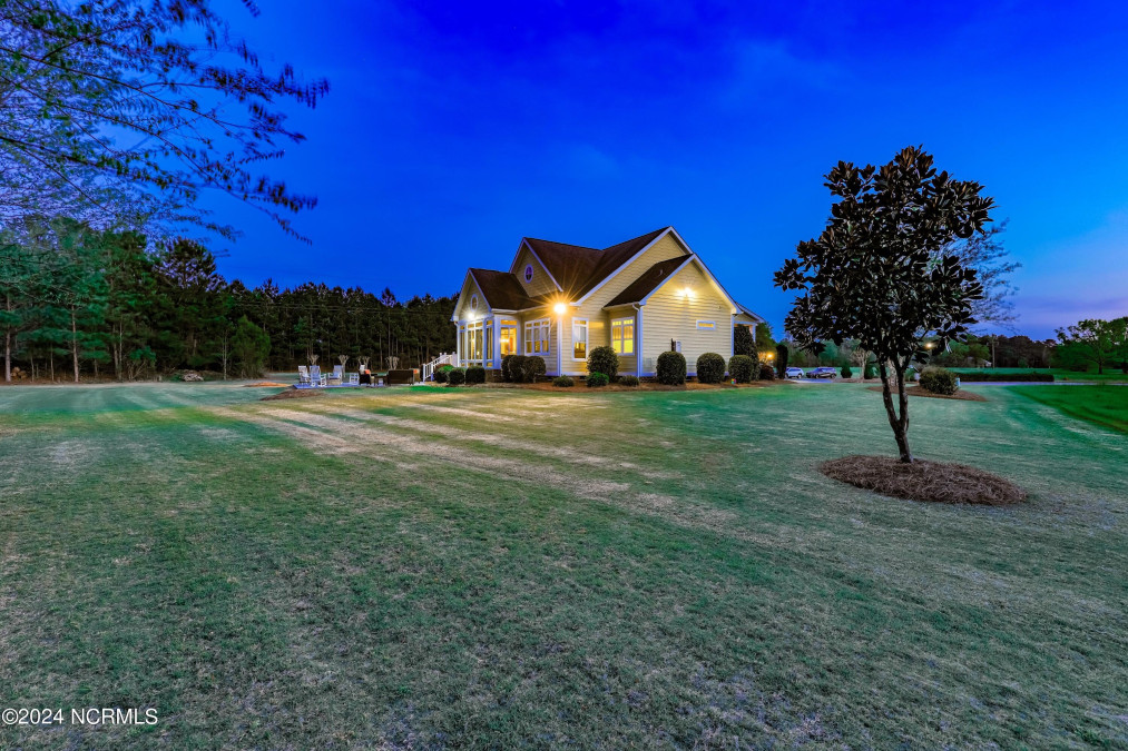 249 Muscadine Trl Wallace, NC 28466