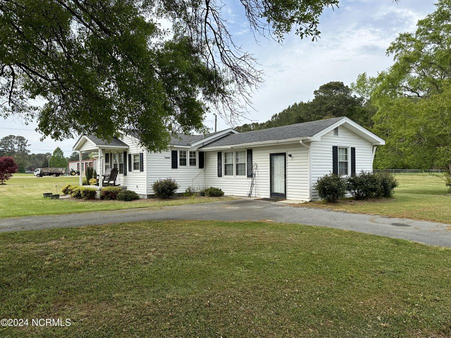 163 Kenansville Hw Warsaw, NC 28398