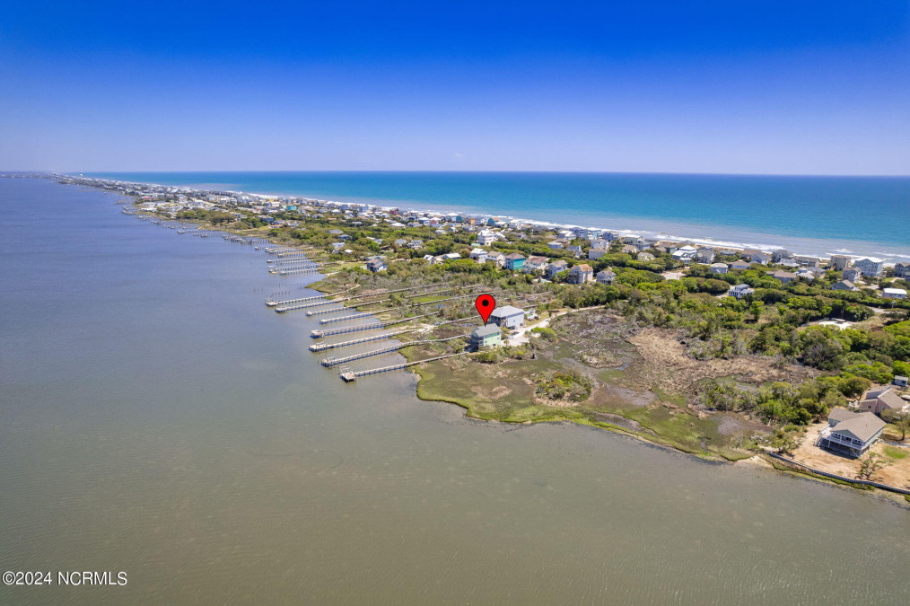 4304 Emerald Dr Emerald Isle, NC 28594