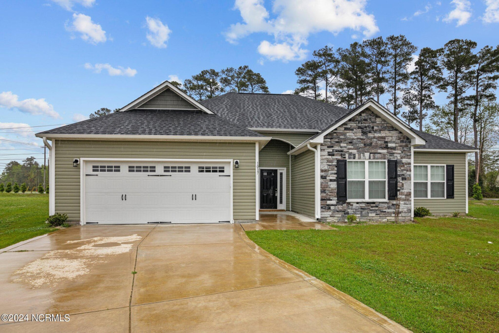 1017 Clydesdale Ct New Bern, NC 28562