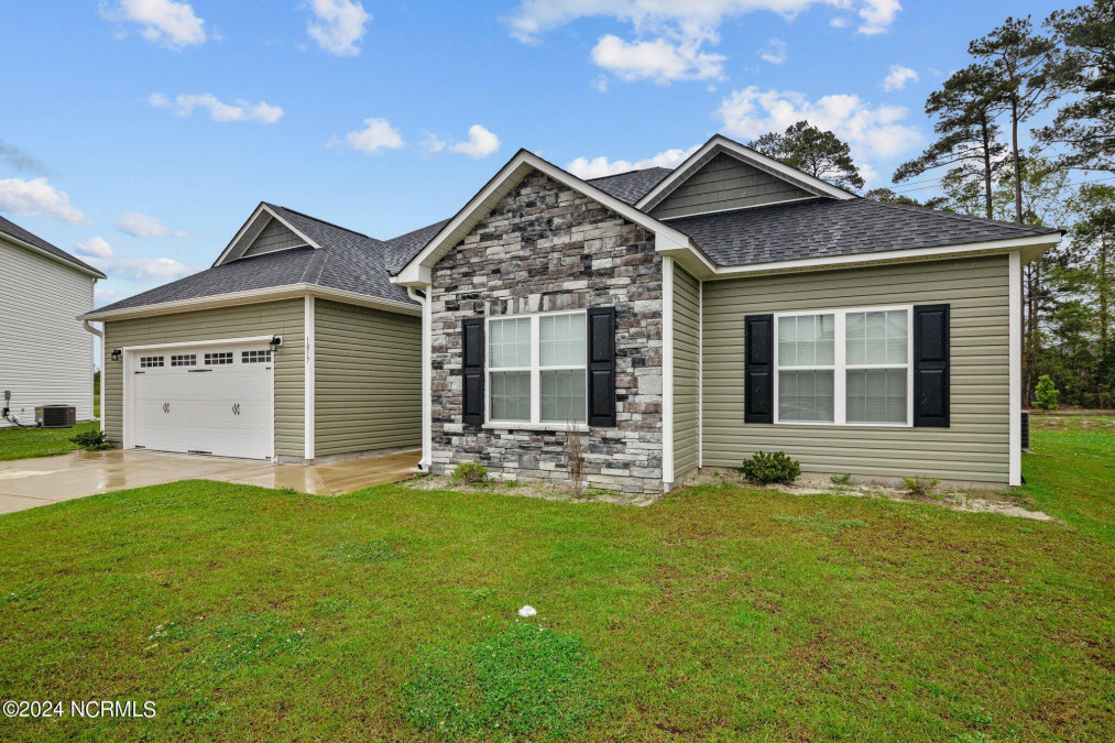 1017 Clydesdale Ct New Bern, NC 28562