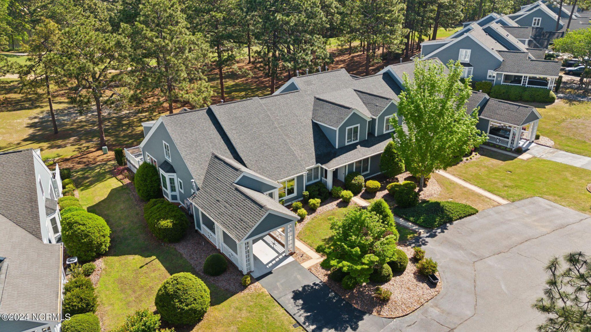 233 Knoll Rd Southern Pines, NC 28387