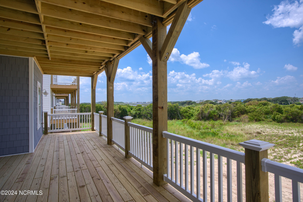 1439 New River Inlet Rd North Topsail Beach, NC 28460