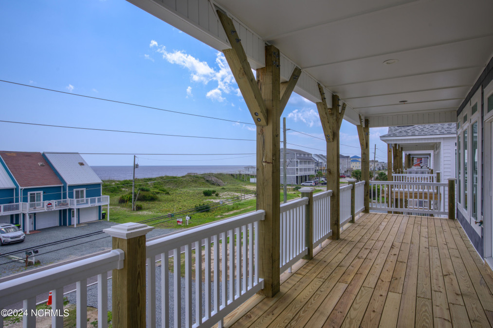 1439 New River Inlet Rd North Topsail Beach, NC 28460