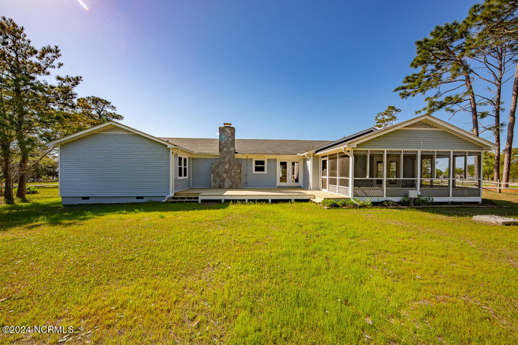 234 Deep Bay Dr Newport, NC 28570