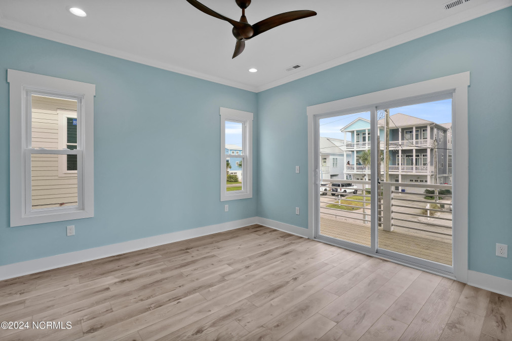 203 Texas Ave Carolina Beach, NC 28428